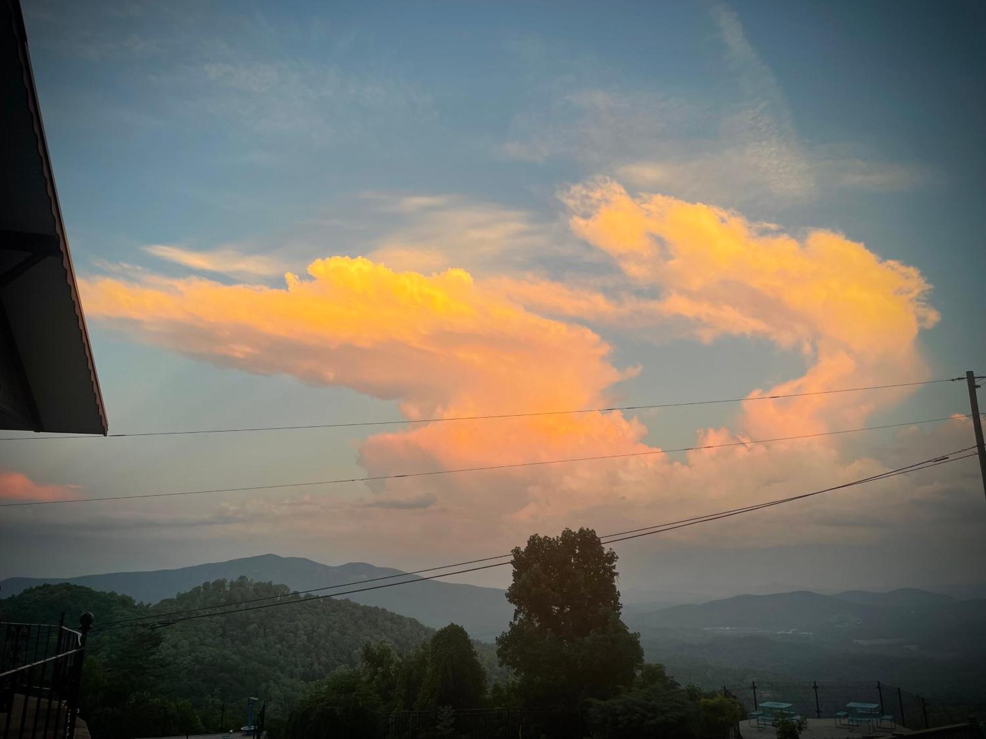 Skyline Village Inn Spruce Pine Екстериор снимка